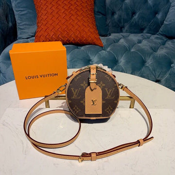 Top Quality Mini Boite Chapeau Monogram Canvas For Women, WomenÂs Chain And Strap Wallet, Shoulder And Crossbody Wallet 5.1in/13cm Top Quality M44699