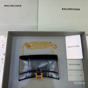 Top Quality Hourglass Wallet On Chain in Black, For Women,  Bags 7.6in/19cm 6560501QJ4M1000