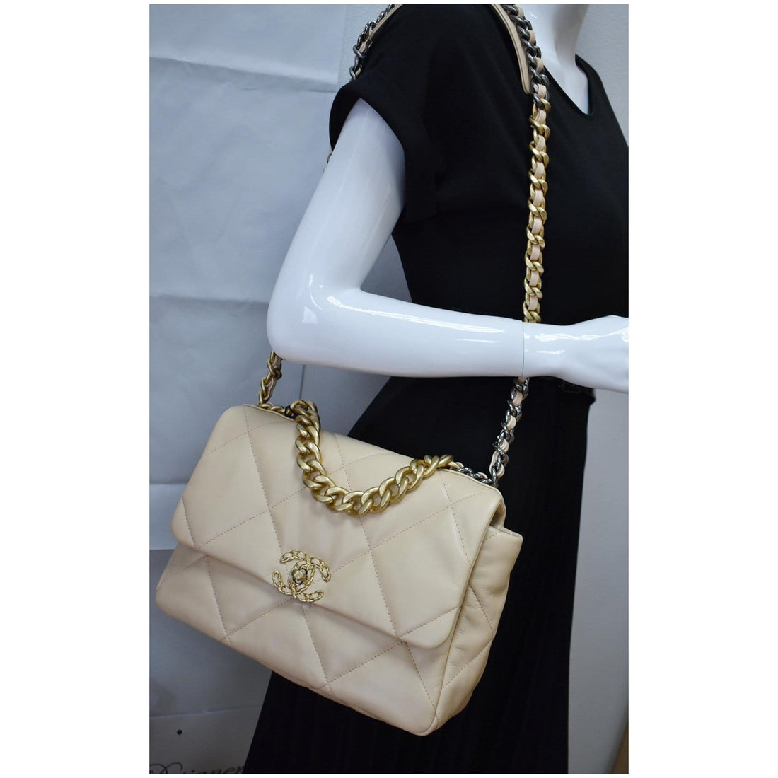 CHANEL 19 Large Lambskin Leather Shoulder Bag Nude