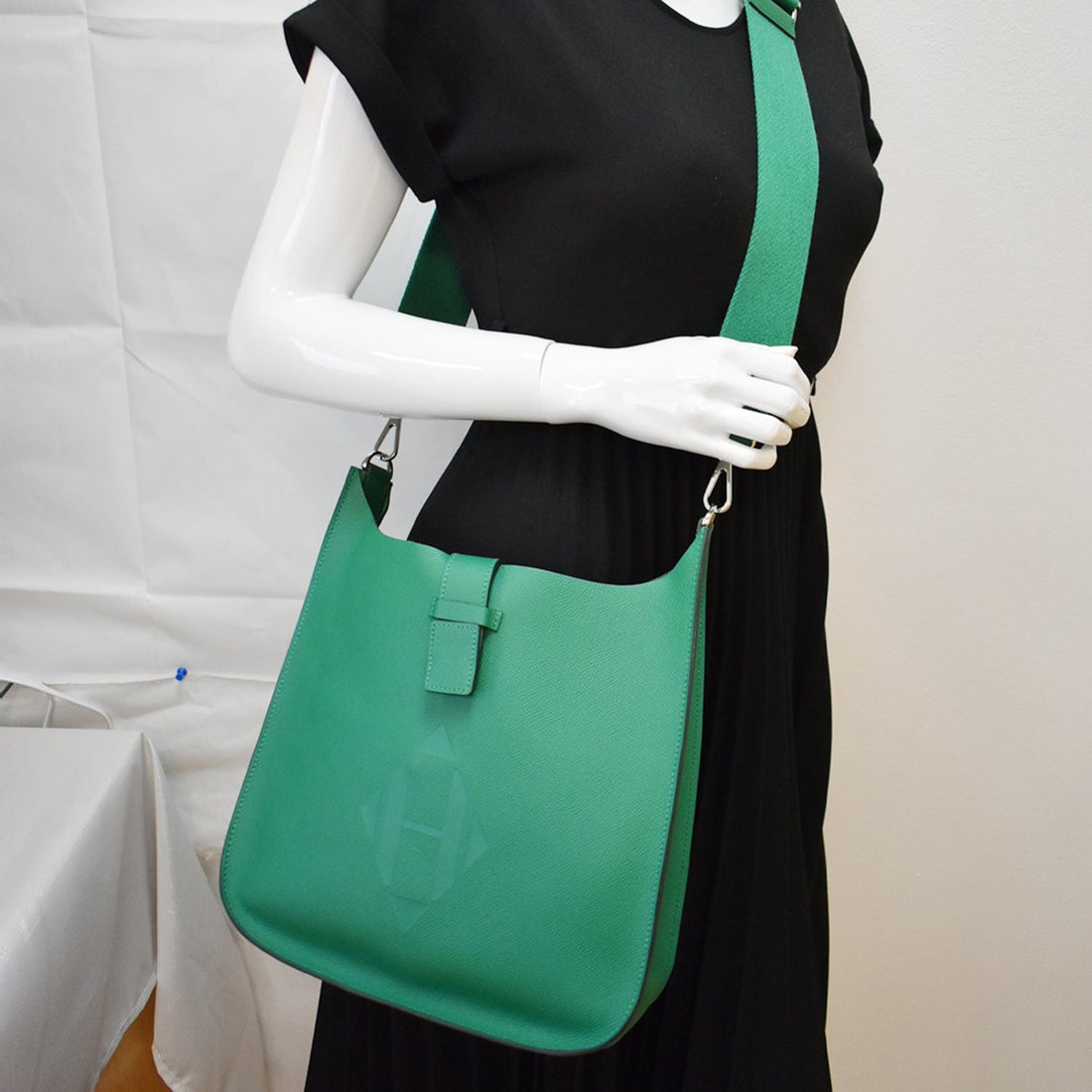 HERMES Evelyne Sellier 29 Epsom Leather Crossbody Bag Vert Vertigo