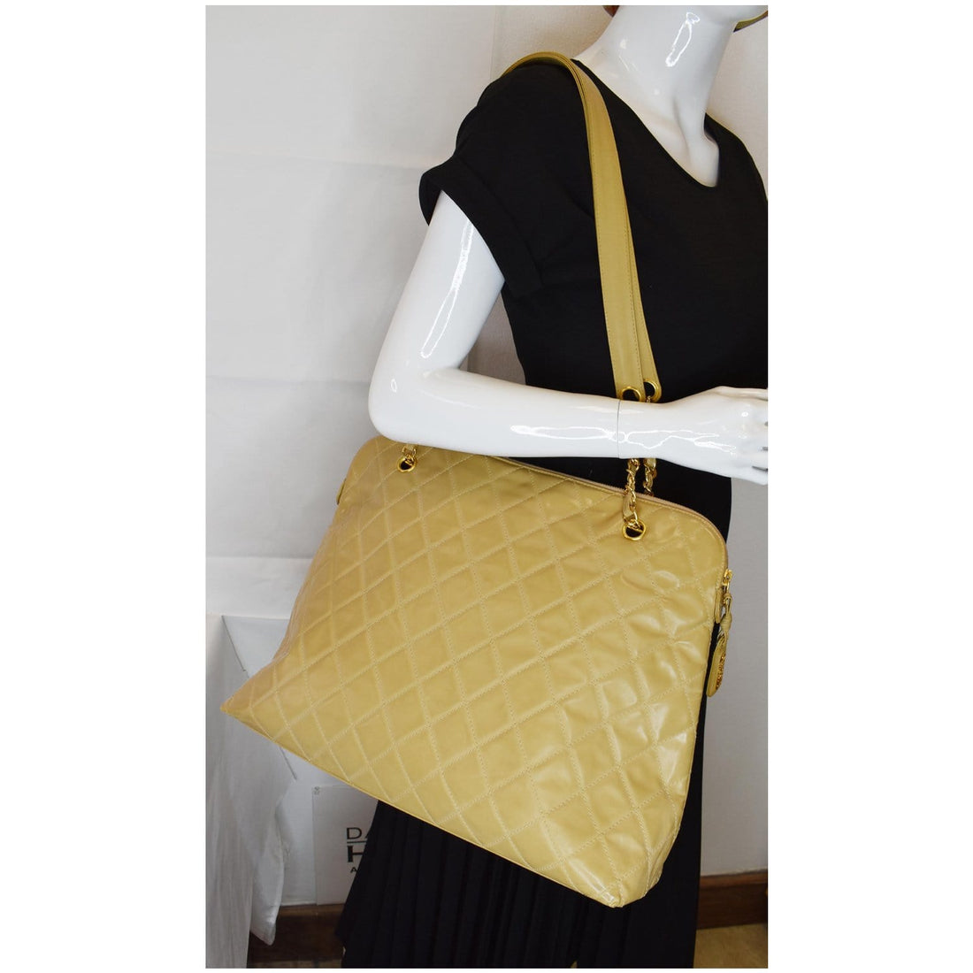 CHANEL  Patent Leather Shoulder Bag Tan 3921871