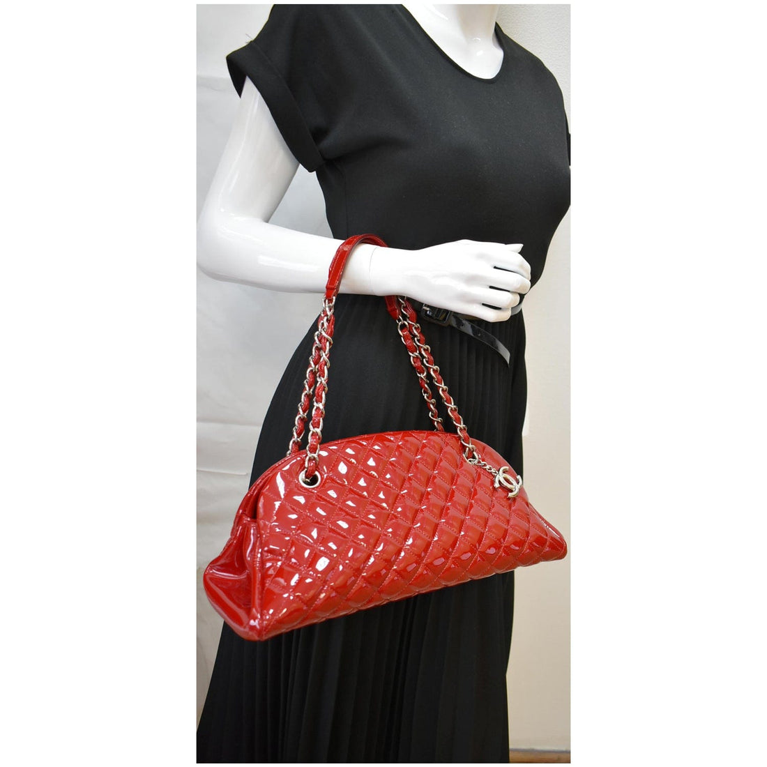 CHANEL Just Mademoiselle New 1:1 Rep Leather Bowling Bag Red