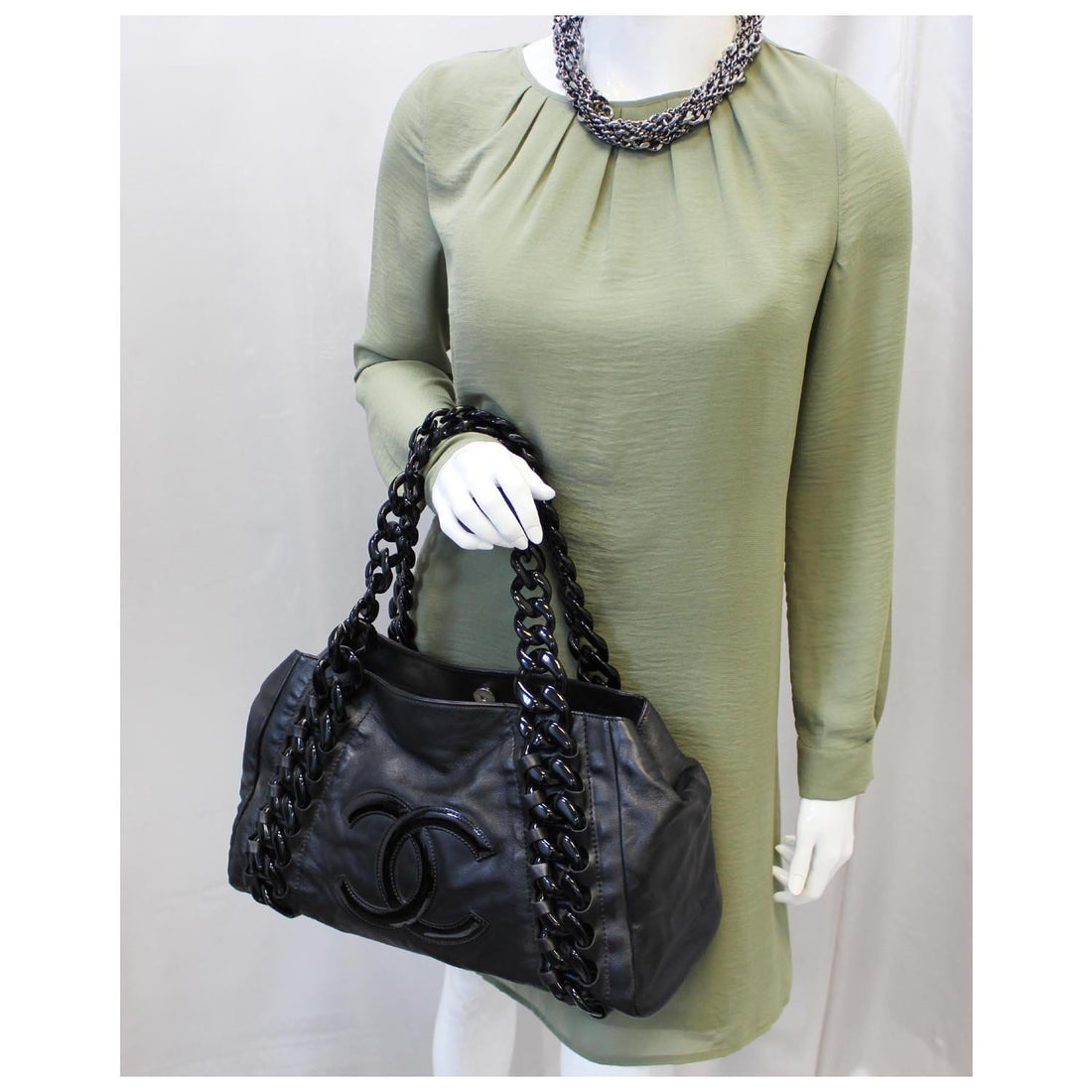 CHANEL  Rhodoid Modern Chain East West Tote Black