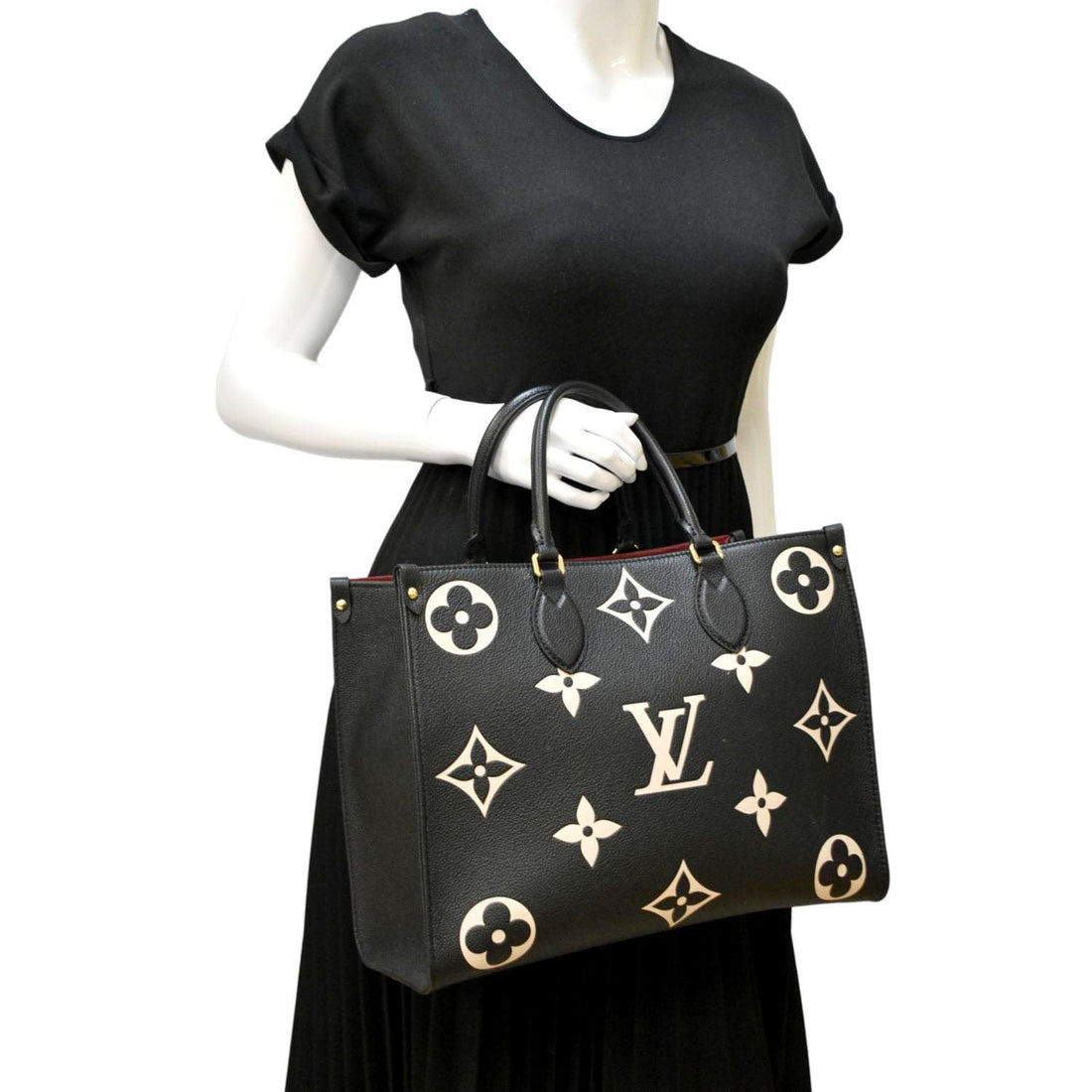 LOUIS VUITTON Onthego MM Giant Monogram Leather Tote Bag Black/Bicolor