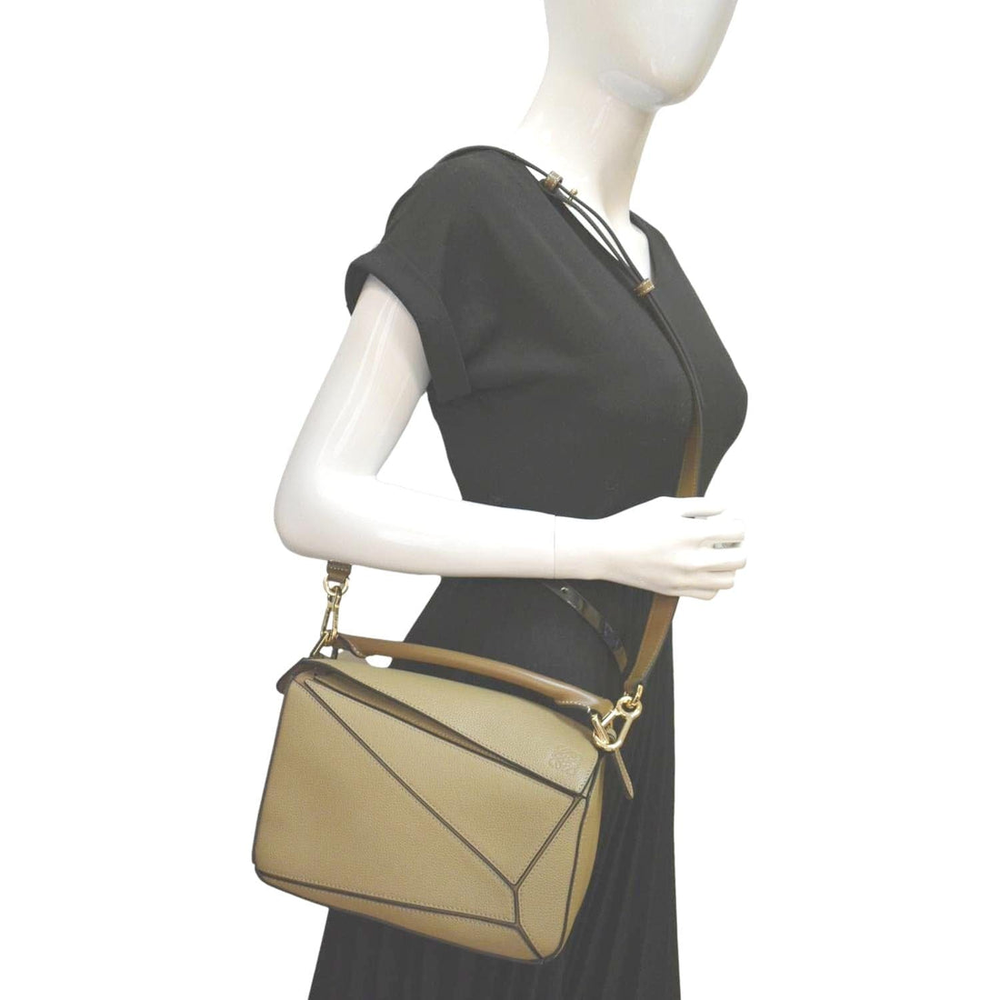 LOEWE Puzzle  Leather Shoulder Bag Sand Mink