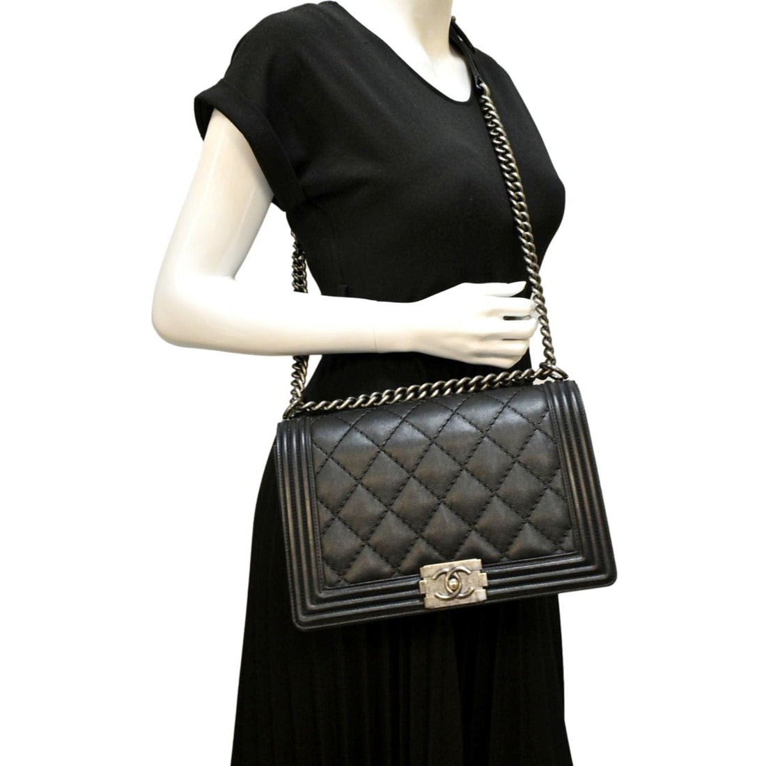 CHANEL Wild Stitch Boy Quilted  Leather Shoulder Bag Black