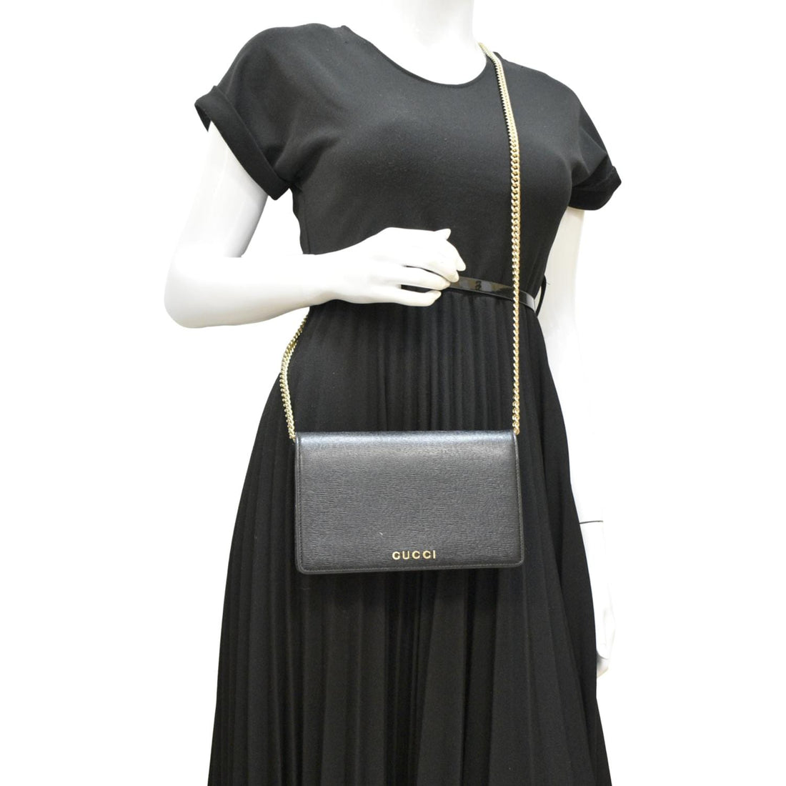GUCCI Script Leather Chain Wallet Crossbody Bag Black 772643