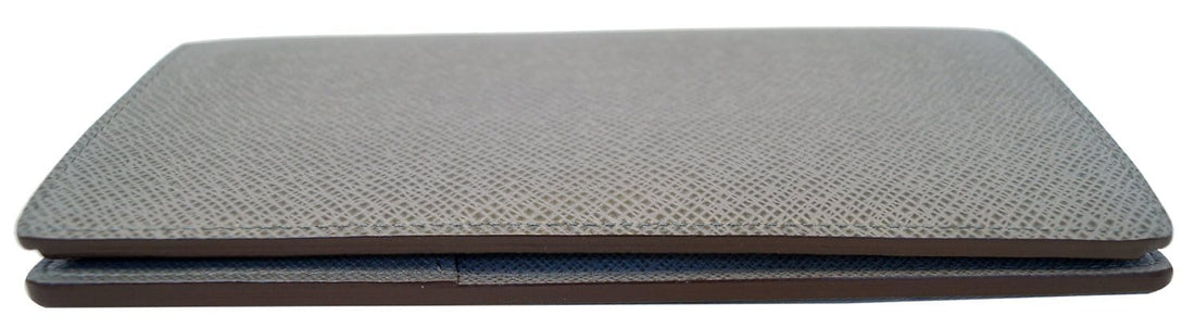 LOUIS VUITTON Brazza Glacier Taiga Leather Wallet