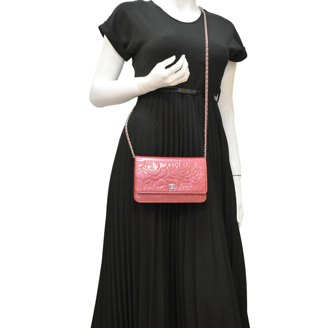 CHANEL Camellia Wallet On Chain Leather Crossbody Bag Pink