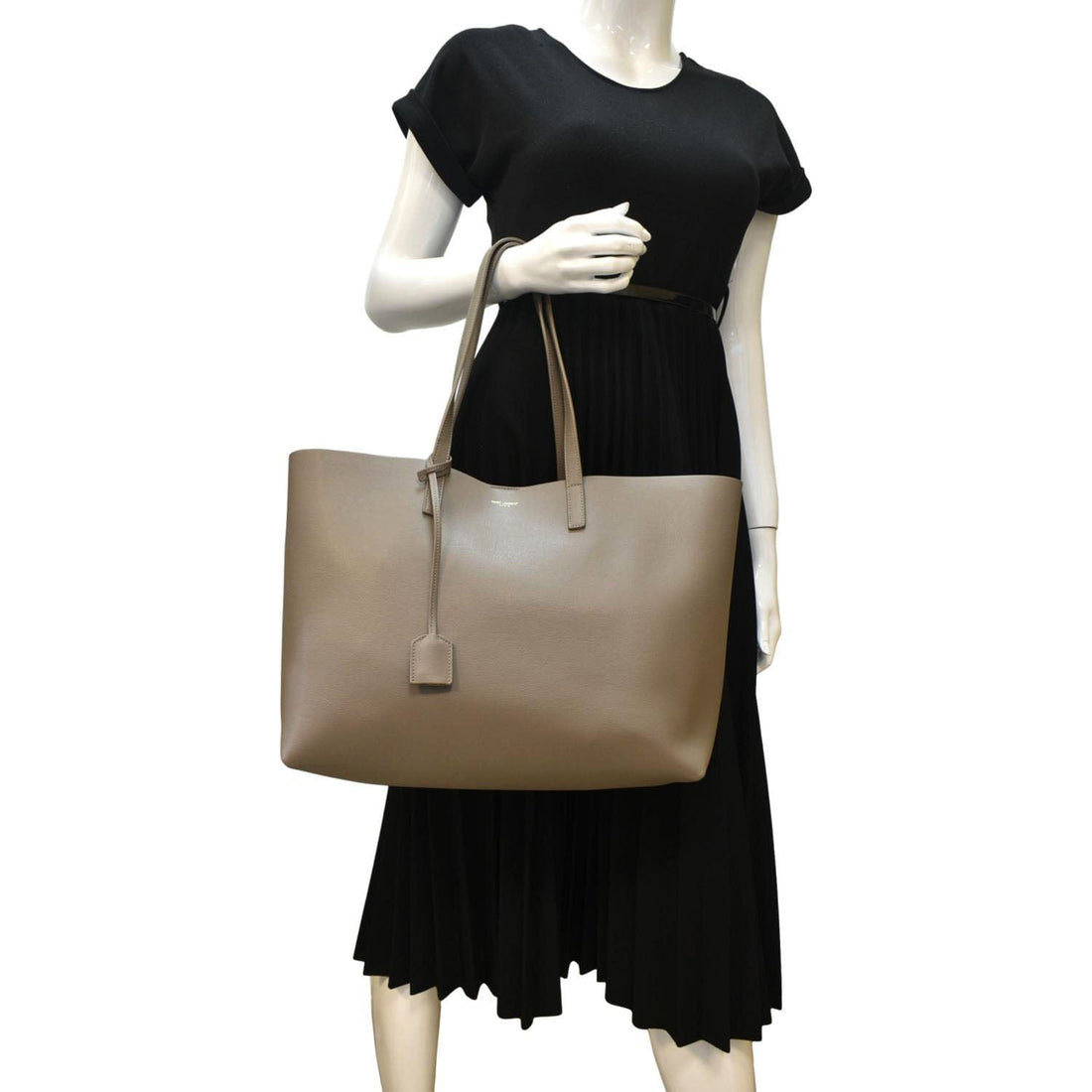 YVES SAINT LAURENT East/West Leather Shopping Tote Bag Beige