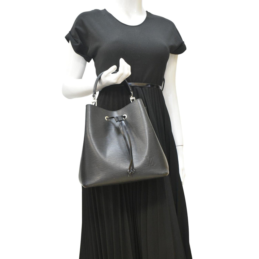 LOUIS VUITTON NeoNoe Epi Leather Shoulder Bag Black