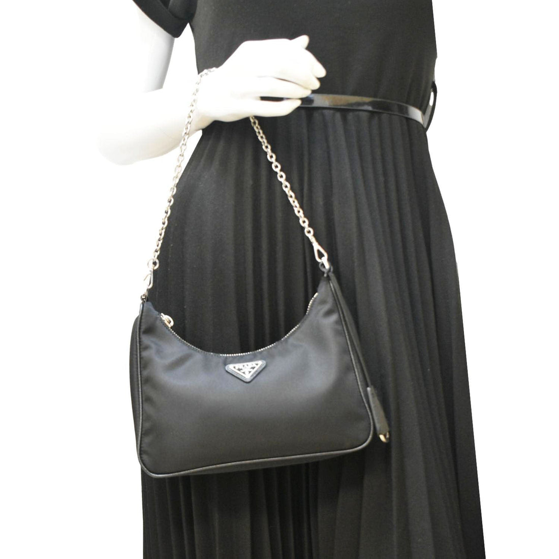 PRADA Re-Edition 2005 Re-Nylon Shoulder Bag Black