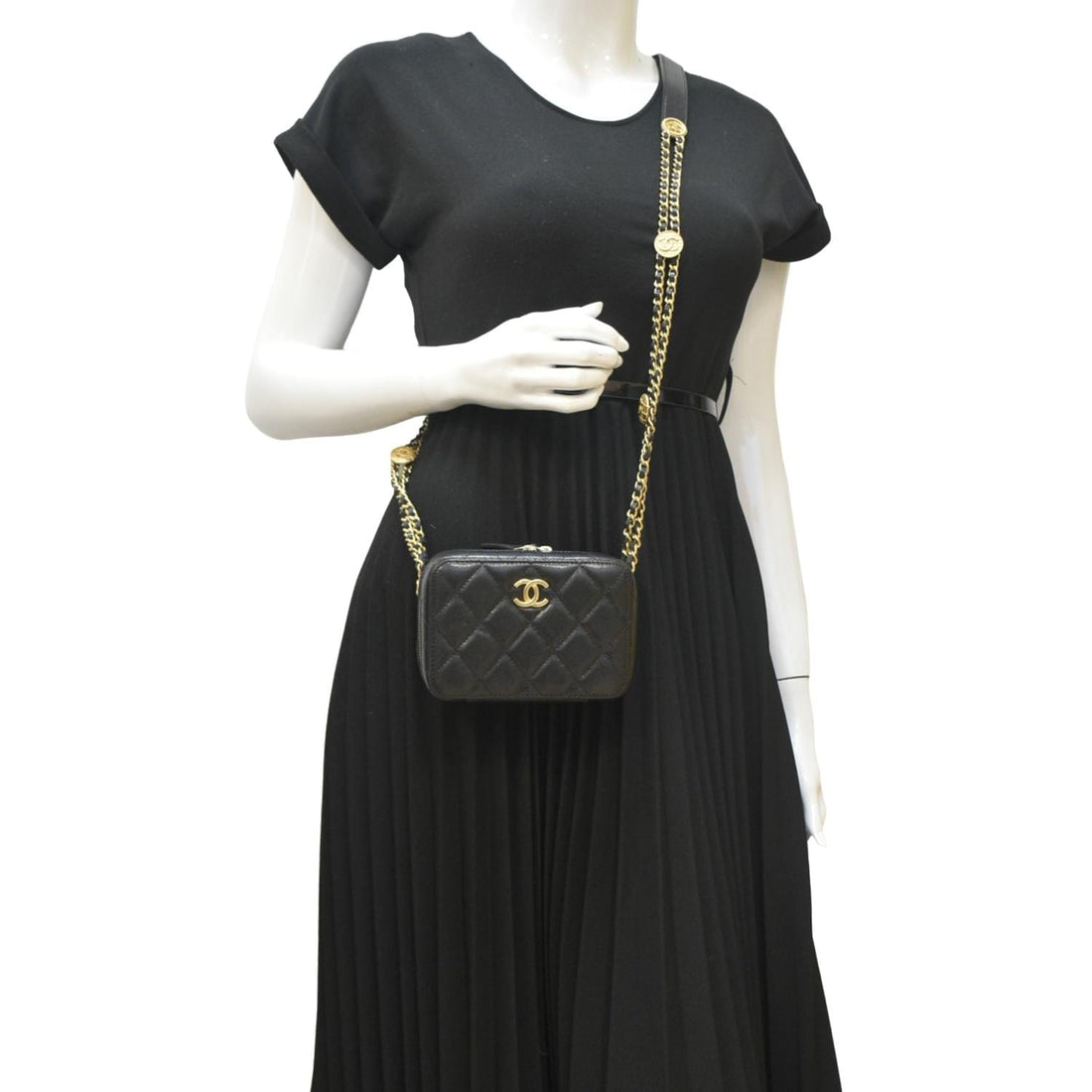 CHANEL Twist Your Buttons Quilted Caviar Leather Crossbody Clutch Bag Black