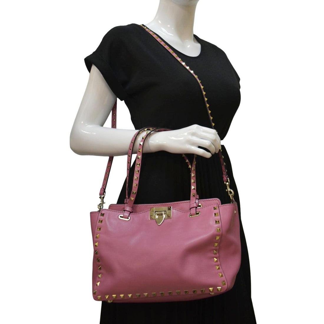 VALENTINO Trapeze Garavani Rockstud Leather Shopping Tote Bag Pink