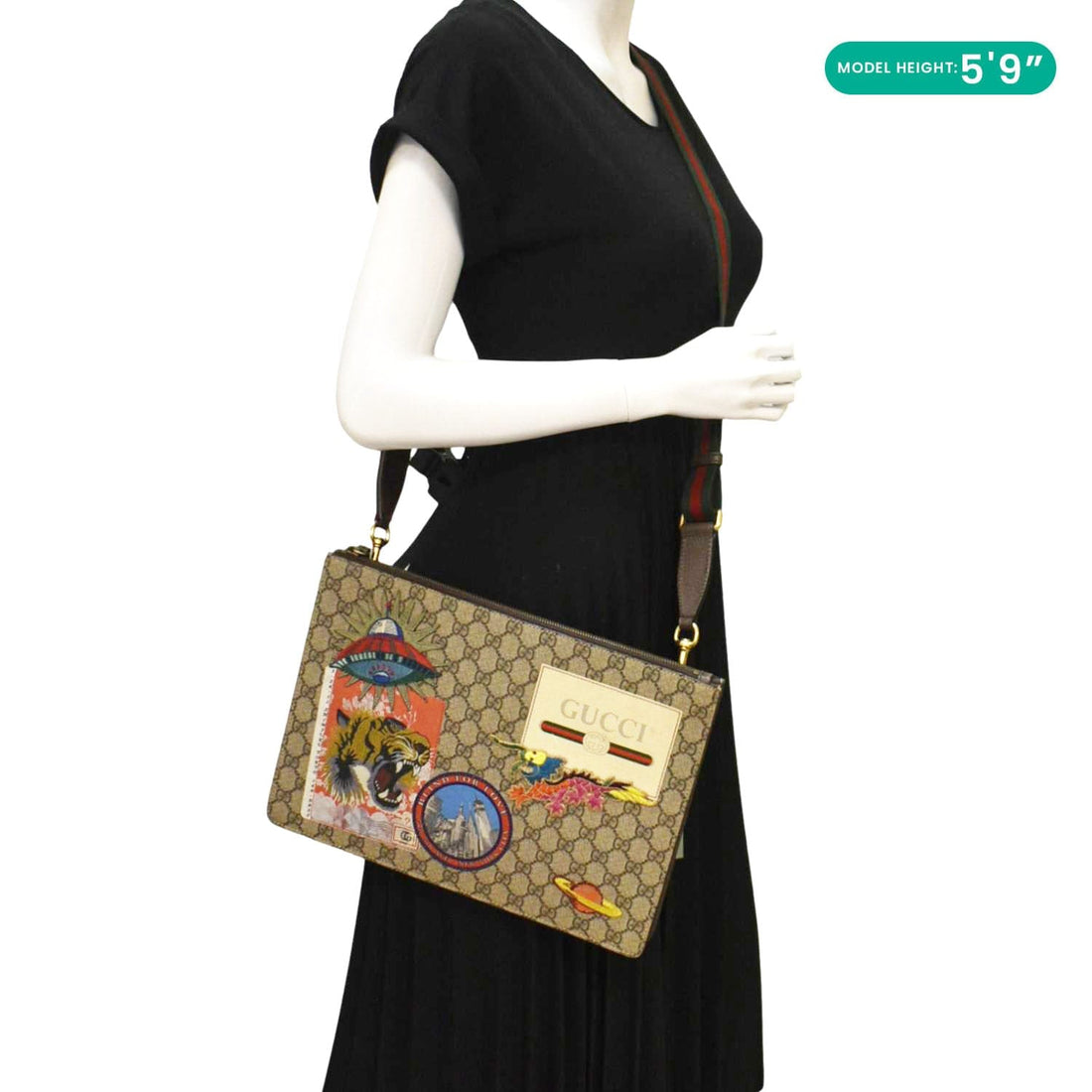 GUCCI  Courrier Web GG Canvas Messenger Bag Beige 474083