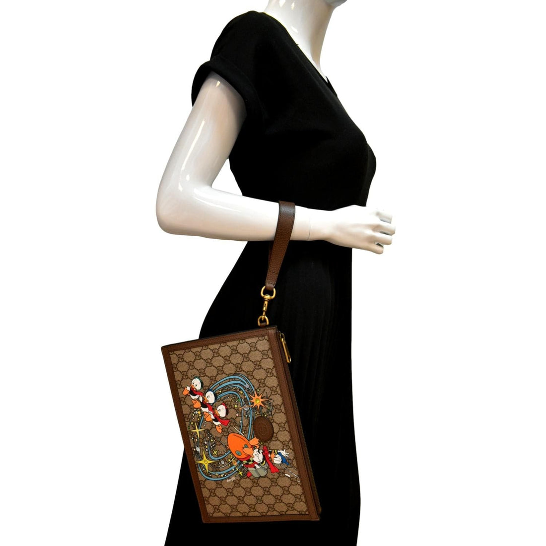 GUCCI Disney Donald Duck GG Supreme Canvas Zip Clutch Beige 647925