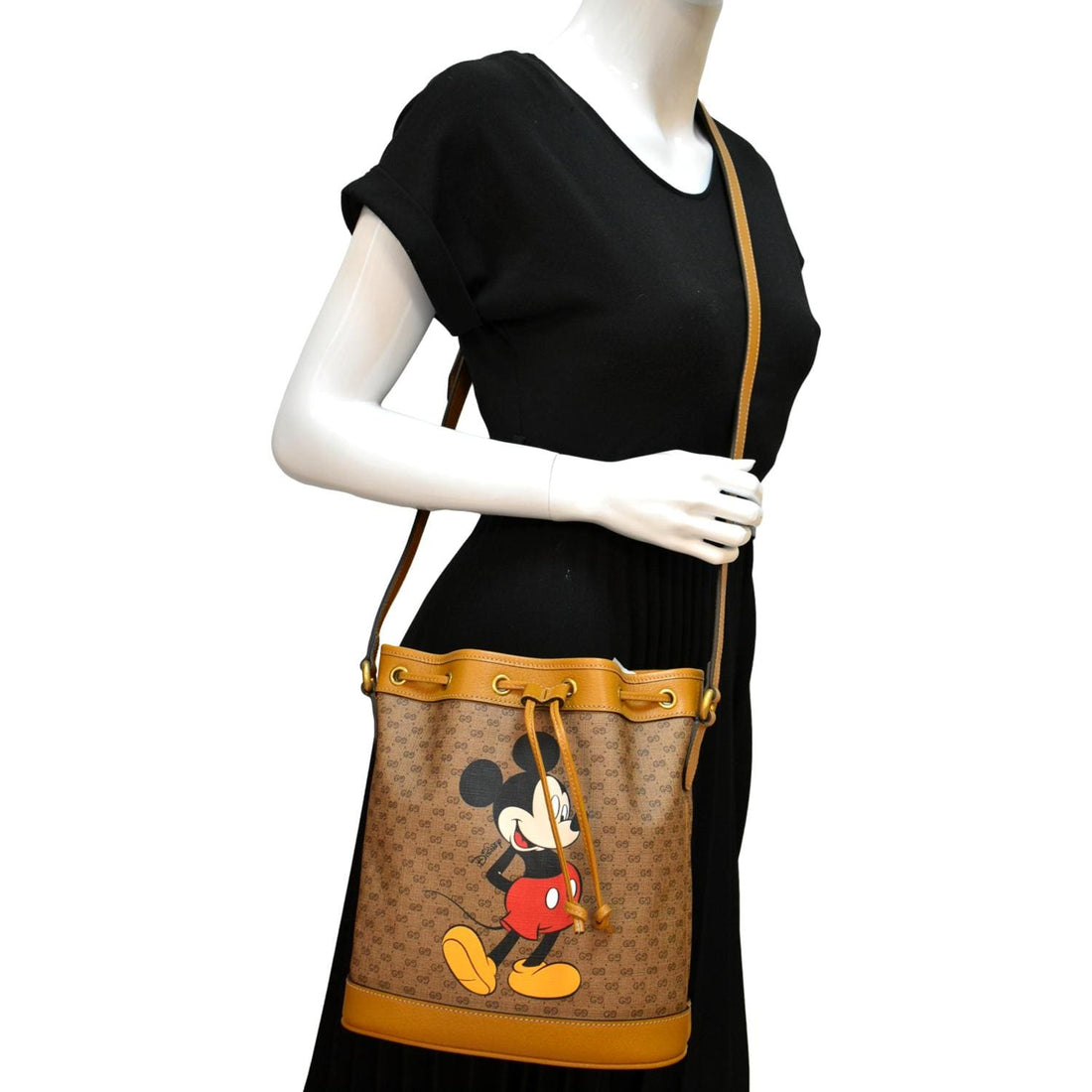 GUCCI X DISNEY Mini  GG Supreme Monogram Bucket Bag Beige 602691