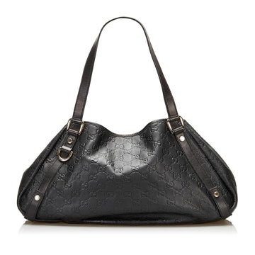 Gucci Guccissima Pelham Shoulder Bag (SHG-35856)