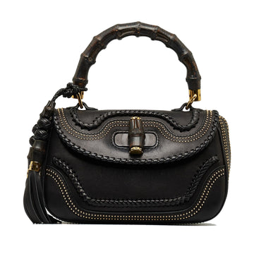 Gucci Medium Studded New Bamboo Tassel Satchel (SHG-LOkrtI)