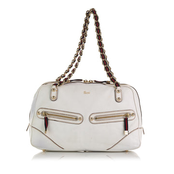 Gucci Small Capri Shoulder Bag (SHG-e3FxIu)