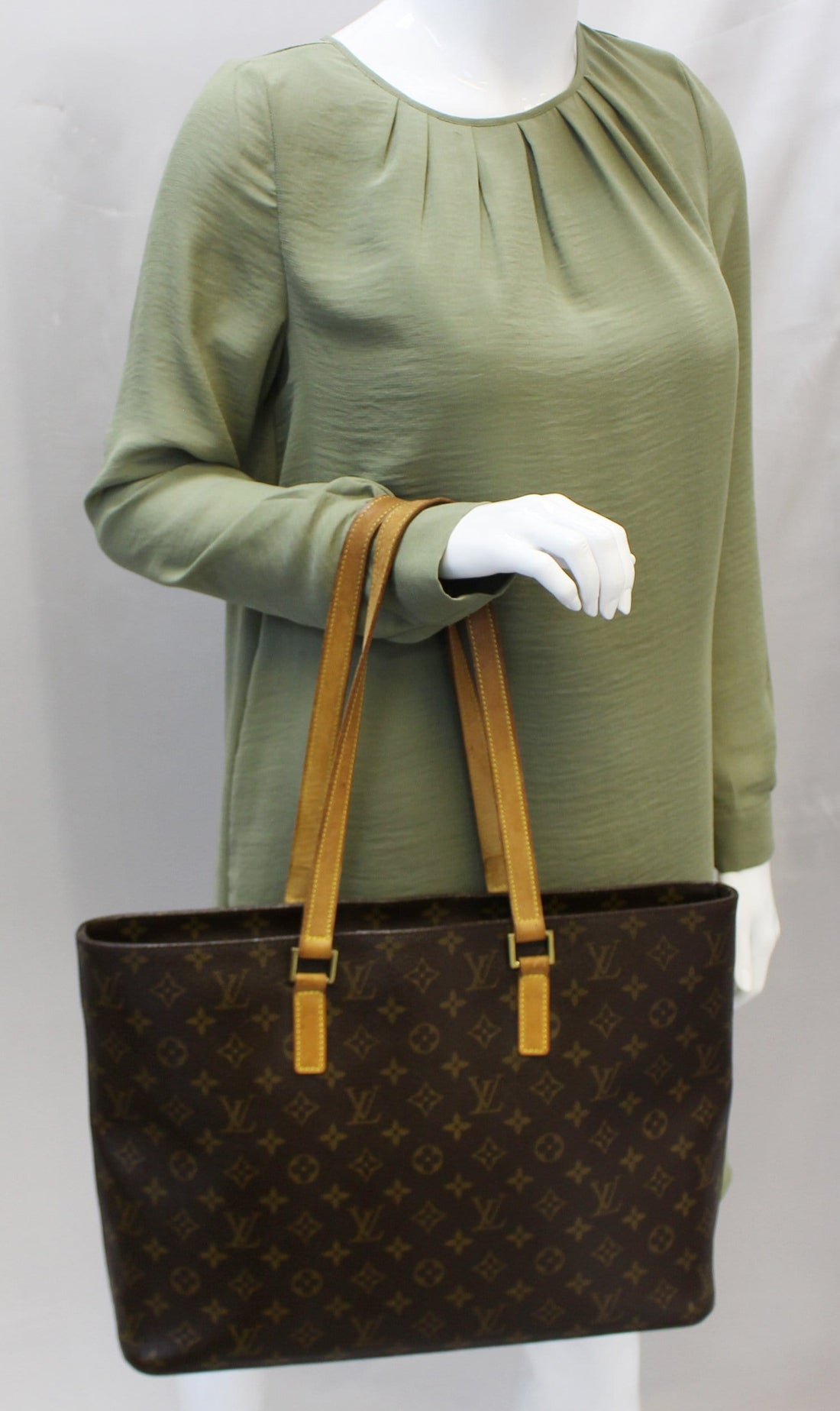 LOUIS VUITTON  Handbag Monogram Canvas Brown Luco Tote