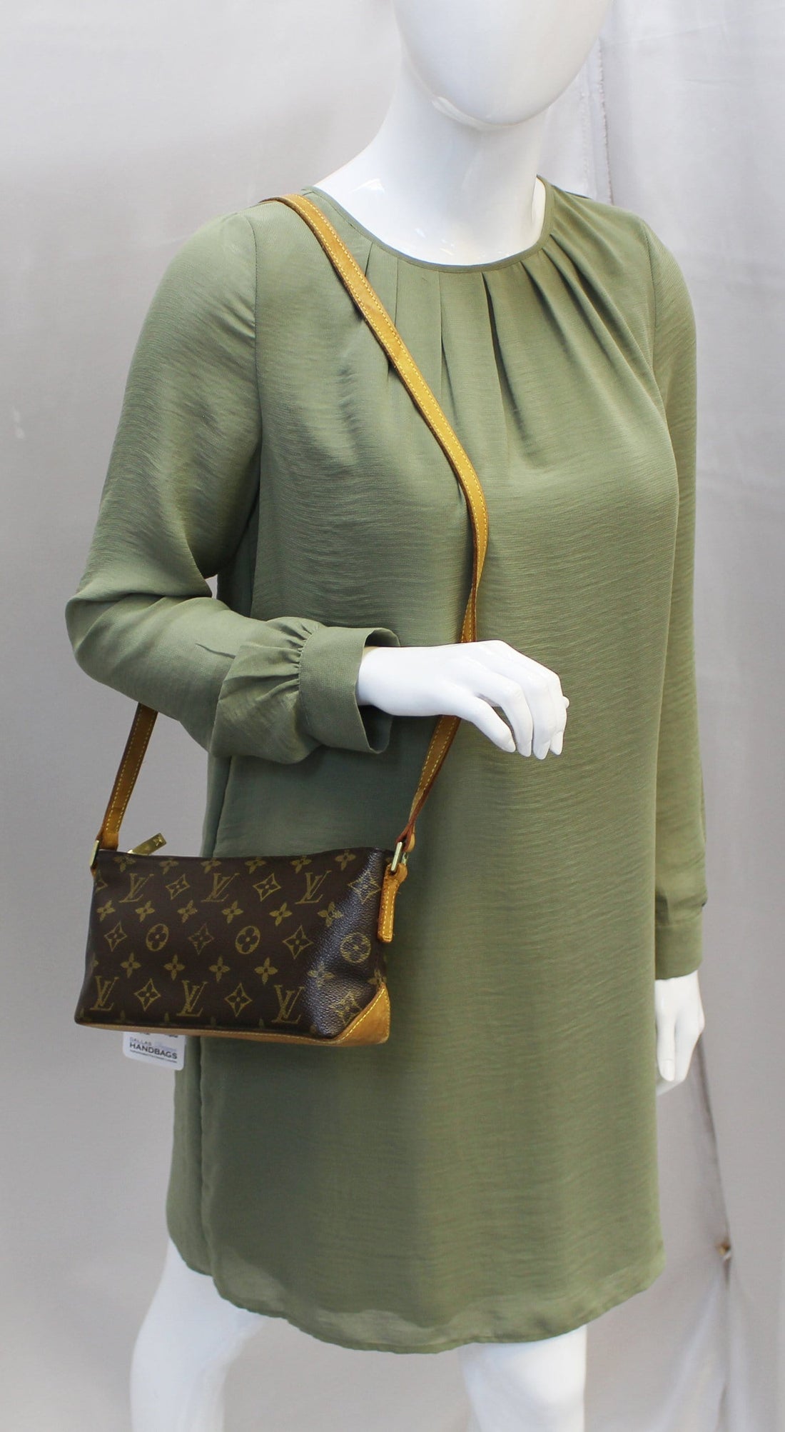 LOUIS VUITTON  Monogram Trotteur Crossbody Bag