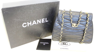 Rare CHANEL Wave  GHW CC Flap Bag