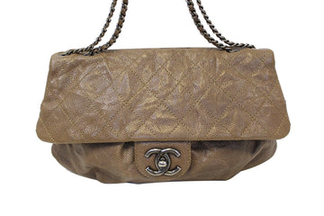CHANEL CC Flap Medium Dark Brown Caviar Leather Leather Shoulder Bag