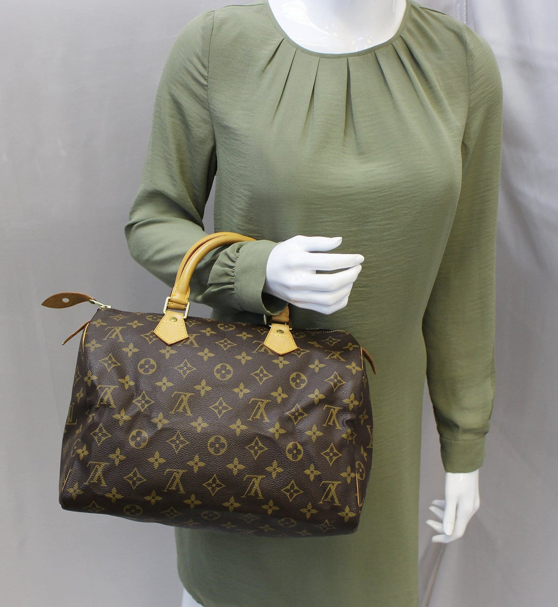 LOUIS VUITTON  Handbag Monogram Speedy 30 Satchel
