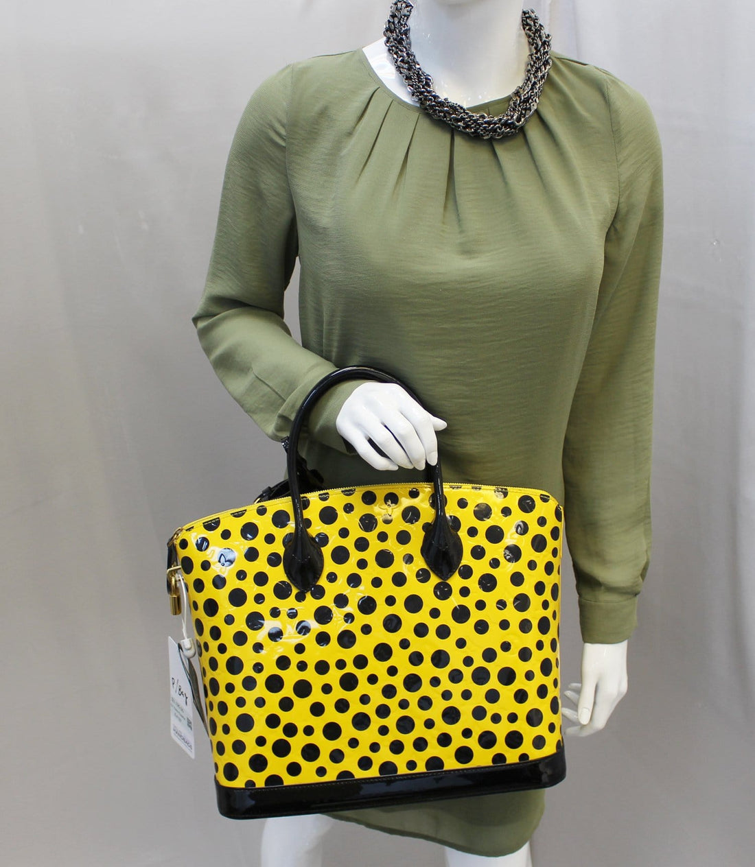 LOUIS VUITTON Limited Yayoi Kusama Yellow Vernis Black Dots Lockit MM Bag