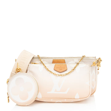 Louis Vuitton Giant Monogram Canvas By The Pool Multi-Pochette Accessoires (SHF-2fA1dW)