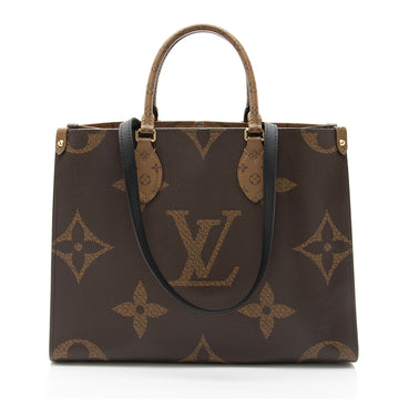 Louis Vuitton Giant Monogram Canvas Onthego MM Tote (SHF-OPM7Zk)