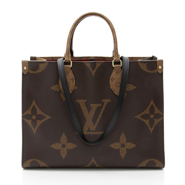 Louis Vuitton Giant Monogram Canvas Onthego MM Tote (SHF-B5VuuY)