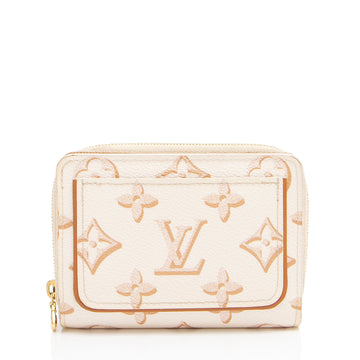 Louis Vuitton Limited Edition Monogram Canvas Fall For You Lou Wallet