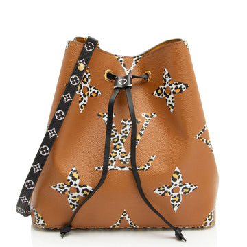 Louis Vuitton Limited Edition Monogram Giant Jungle Neonoe MM Shoulder Bag (SHF-3jkPew)