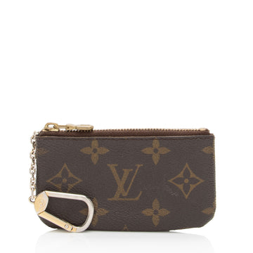 Louis Vuitton Monogram Canvas Key Pouch (SHF-s4d9B7)