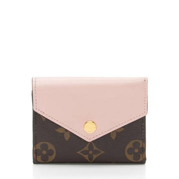 Louis Vuitton Monogram Canvas Zoe Wallet (SHF-8UyHs4)