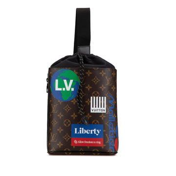 Louis Vuitton Monogram Chalk Sling Bag (SHG-nFUxSR)