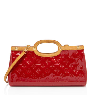 Louis Vuitton Monogram Vernis Roxbury Drive Clutch (SHF-pLf78E)