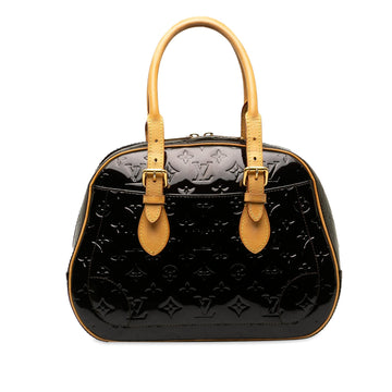 Louis Vuitton Monogram Vernis Summit Drive (SHG-iMWN2V)