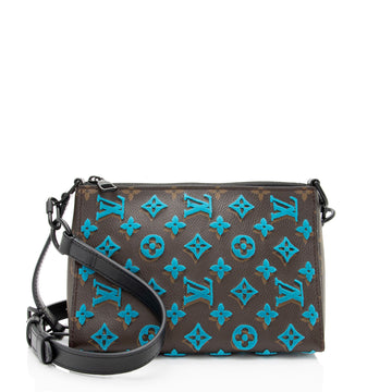 Louis Vuitton Tuffetage Monogram Canvas Triangle Messenger (SHF-jwGxvx)