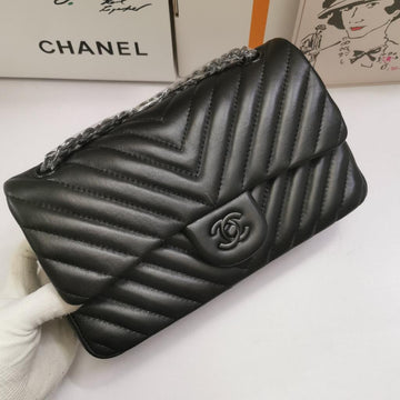 CHL Chevron Classic Handbag Black Hardware Black For Women, WomenÂs Bags, Shoulder And Crossbody Bags 10.2in/26cm