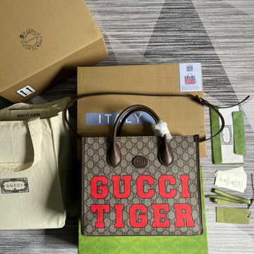 gg Tiger gg Medium Tote Bag Beige And Ebony gg Supreme Canvas Brown For Women 14.8in/37cm gg 687827 US7EC 9396