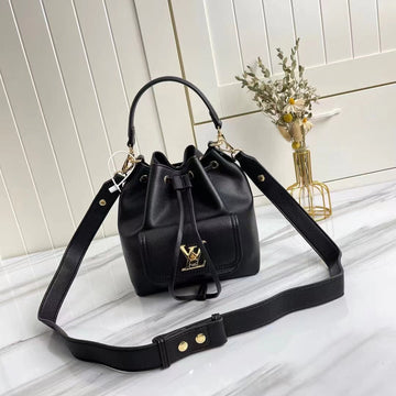 Top Quality Lockme Bucket Black For Women,  Shoulder And Crossbody Bags 9.1in/23cm Top Quality M57687