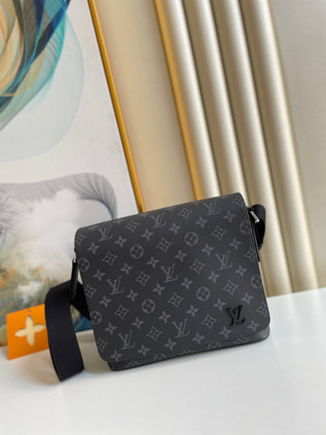 Top Quality Top Qualitystrict PM Monogram Eclipse Canvas For Men, Bags, Shoulder And Crossbody Bags 9.8in/25cm Top Quality M44000
