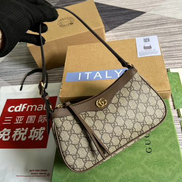 Top Quality -  Bags - 909