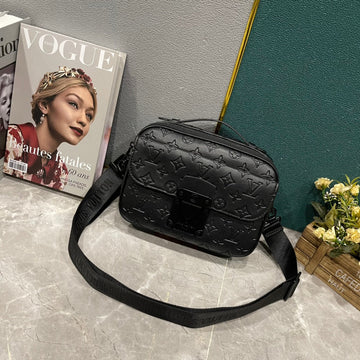 EN - Luxury Bags LUV 855