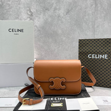 Top Quality Classique Cuir Triomphe Bag Tan For Women 9in/22cm 199223BFN.04LU
