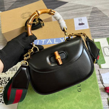 Top Quality -  Bags - 956