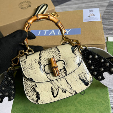 Top Quality -  Bags - 1502